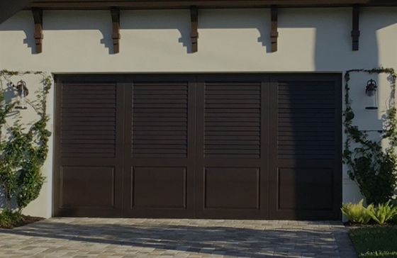Pintu Bagian Berisolasi Aluminium Keamanan Modern Tebal 2.0mm Garasi perumahan dan pintu bagian berinsulasi