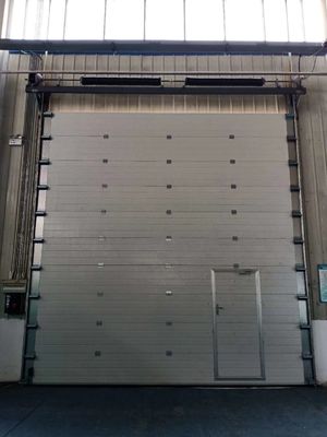 Panel Sandwich Overhead Pintu Bagian Terisolasi Industri SUS304 EPDM Sealing