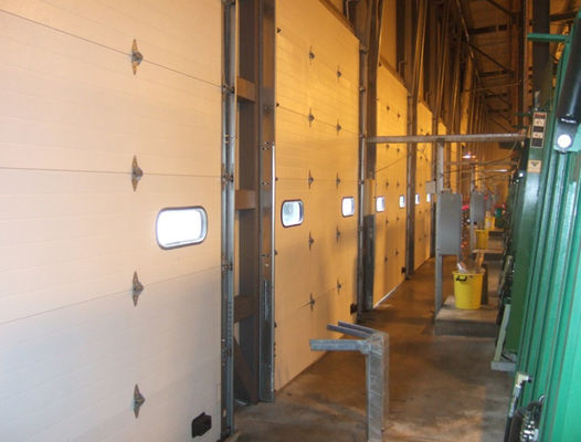 Pintu Sectional Terisolasi Logam Overhead Sliding Roller Vertical Lifting Untuk Gudang