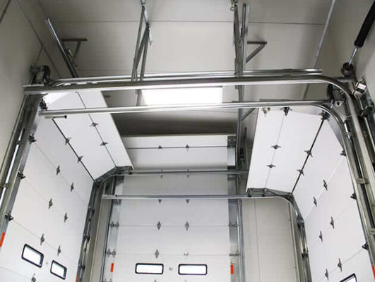 Pintu Sectional Industri Lebar 6500mm Angkat Tinggi