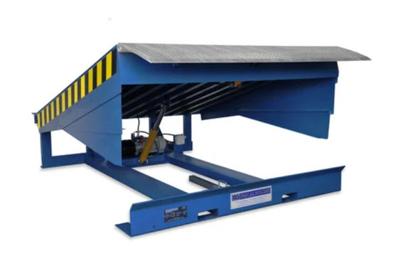 Airbag Pengembung Lift Container Ramp Dock Leveler Loading Dock Ramp Untuk Forklift