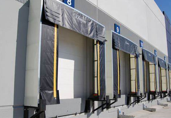 Tahan Cuaca Pembuangan Pelabuhan Shelter Storage Loading Dengan Tahan Suhu