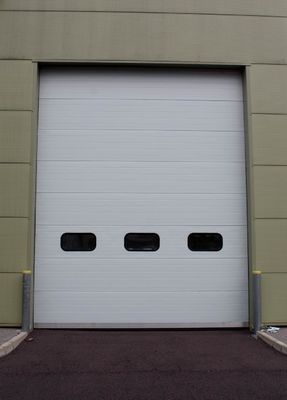 Pintu atas bagian komersial untuk stasiun pemadam kebakaran dan pintu lift industri
