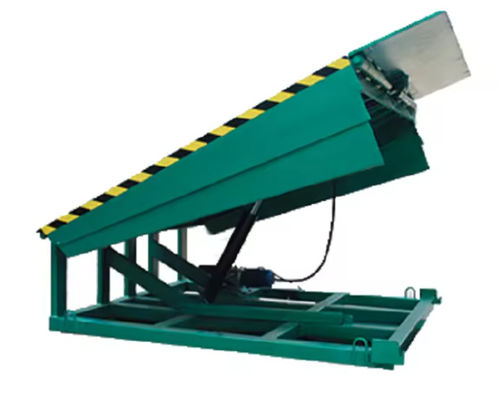 Stasioner Hydraulic Workshop Otomatis Dock Plate Dock Door Levelers 25000-40000LBS Desain Aman dengan Safety Curbs