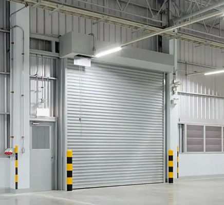 Logistik Park Channel Dipakai PLC Control Aluminium High Speed Spiral Door 0.8m/s Kecepatan Pembukaan Resistensi Angin≤2.0KN/m2