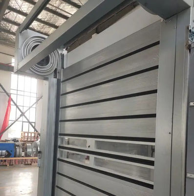Aluminium Alloy 0,8m/s Kecepatan Penutupan Metal Cepat Overhead High Speed Rolling Door
