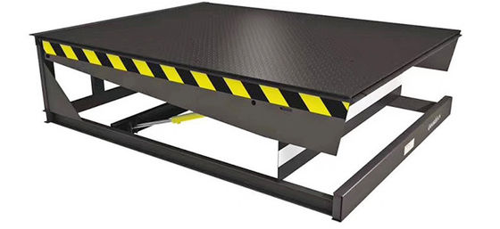 15000 Pounds Electric Loading Dock Leveler Dengan Rantai Keamanan / Pada Instalasi Situs Grosir Murah Dock Leveler 6ton