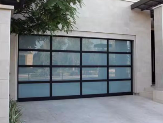 Keamanan Pintu Bagian Aluminium Putih Dengan Isolasi Yang Sangat Baik Dan Lapisan Bubuk Yang Elegan 9x8 9x7 16x7