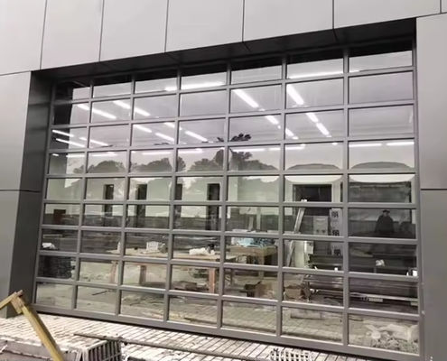 Keamanan Aluminium Bagian Pintu Dengan Kaca Kaca Ganda Dalam Berbagai Warna Full View Overhead Bagian