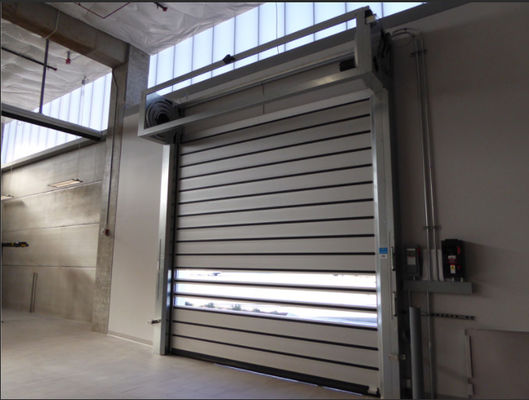 Efisiensi Keamanan Pintu Spiral Aluminium Transparan Kecepatan Tinggi Dengan Sistem Kontrol PLC Pabrik Penjualan Langsung Kecepatan Maksimal 2m/s