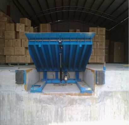 Disesuaikan komersial listrik / hidrolik Loading Dock Leveler Dengan Safety Bar