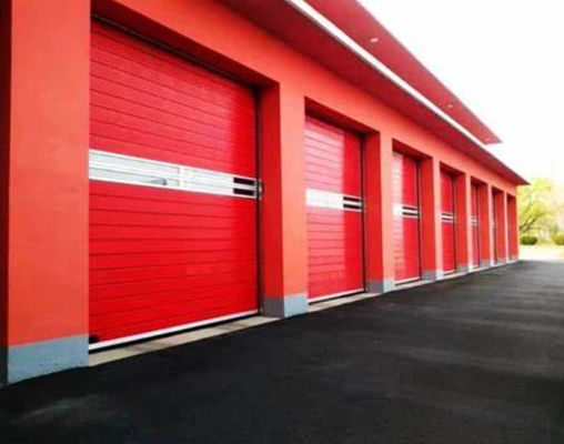 Pintu spiral berkecepatan tinggi dengan kontrol PLC untuk peningkatan efisiensi