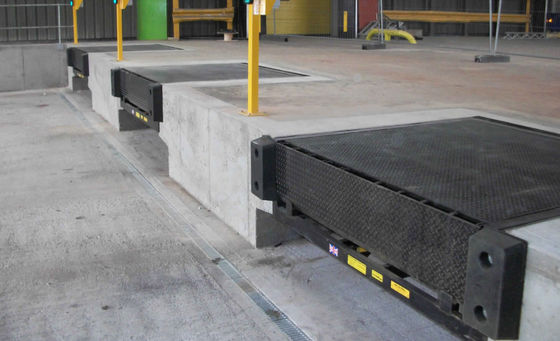 Electric Loading Dock Leveler with Enhanced Safety Features 8ton 10ton Container Jembatan Pembarukan Stasioner