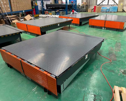 Dock Mechanical Electric/Hydraulic yang dapat disesuaikan Leveler Container Dock