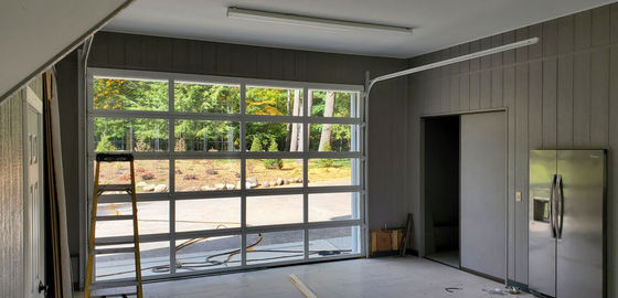 Pintu Garasi Bagian Aluminium Kaca Dengan Isolasi Custom Made Modern