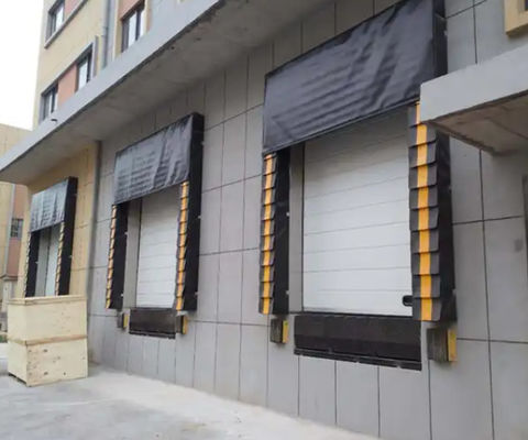 Mencegah puing-puing eksternal Portabilitas tinggi Industrial Adjustable Inflatable Insulated Airtight Sealed Dock Shelter untuk operasi pemuatan
