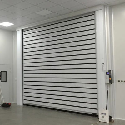 Efisiensi Keamanan Pintu Spiral Kecepatan Tinggi Aluminium Transparan Disesuaikan Untuk Kenyamanan