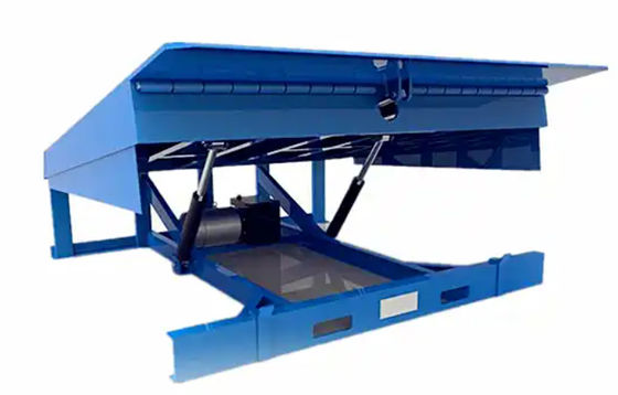 Tekan tombol kontrol bengkel otomatis Dock Plate Dock Door Levelers 25000-40000LBS Desain aman