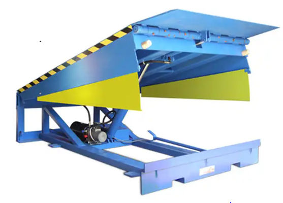 Lokakarya Listrik Lapisan Dock Otomatis Lapisan Dock Door Levelers 25000-40000LBS Desain Aman Powder Coated