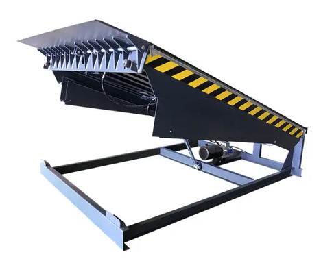 Mechanical Workshop Automatic Dock Plate Dock Door Levelers 25000-40000LBS Desain Aman Untuk Industri