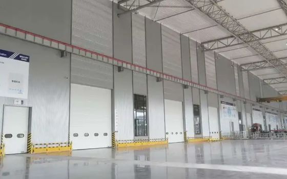 Stasiun Api Otomatis Heavy-Duty Industrial Overhead Lifting Door