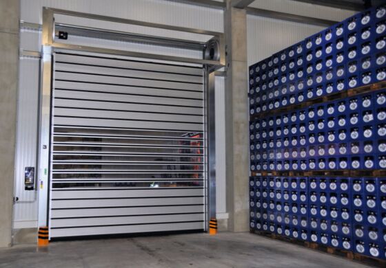 Pintu Spiral Otomatis Berkecepatan Tinggi Keamanan Efisiensi Umur Pakai 5 Juta Kali Panel Paduan Aluminium Elektrik Terisolasi untuk Industri