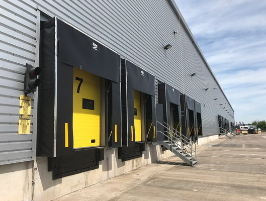 Perlindungan Dari Elemen Sistem Pemuatan yang disesuaikan Tempat perlindungan pintu dermaga Perindustrian Disesuaikan Termal Terisolasi Cold Storage Logistik Loading Bay