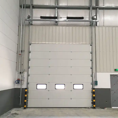 Cuaca Putih Sandwich Segel Polyurethane Kayu Garasi Bagian Pintu Isolasi Panel Overhead Pintu Stasiun Pemadam Kebakaran Pintu Baja Otomatis dibentuk