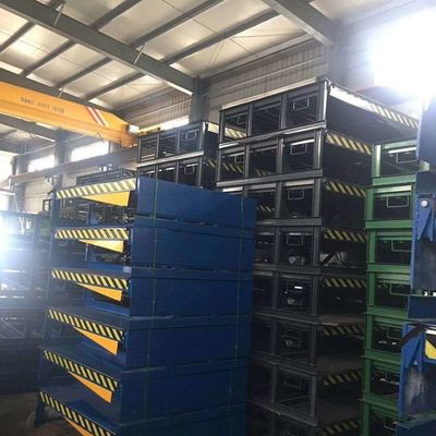 Otomatis Kargo 8000KG Stasioner Hydraulic Integrated Loading Dock Leveler