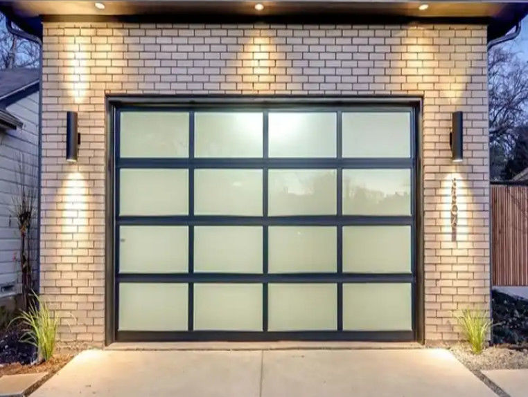 Modern Aluminium Kaca Bagian Pintu Powder Coating Double Glazing Manual Atau Otomatis Mirror Kaca Pintu Garasi