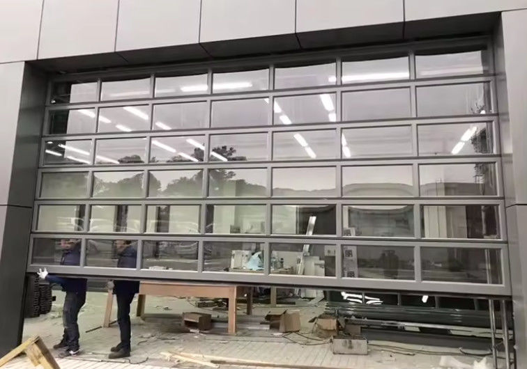 Keamanan Aluminium Bagian Pintu Dengan Kaca Kaca Ganda Dalam Berbagai Warna Full View Overhead Bagian