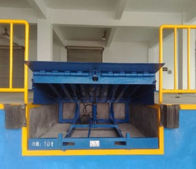 Heavy Duty Loading Dock Levelers Dengan Kapasitas Berbagai Dari 10 Multi-fungsi Trackless Electric