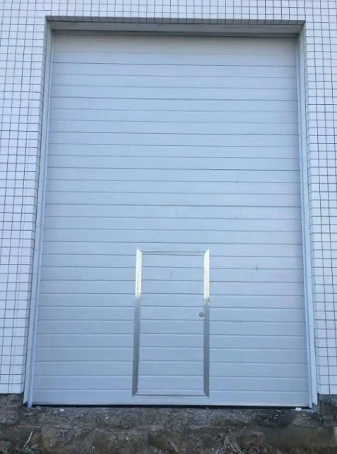 Aluminium ambang pintu bagian atas 50mm-80mm ketebalan terisolasi Custom terisolasi Flap vertikal panel lift digunakan