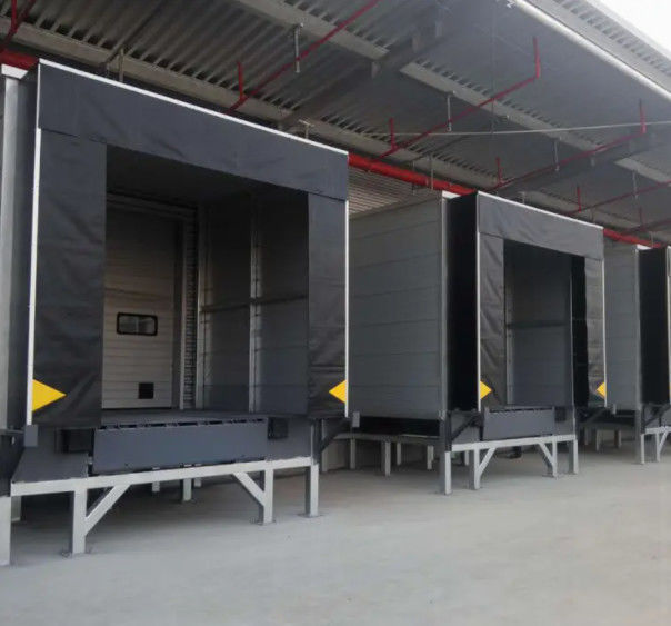 Mencegah puing-puing eksternal Portabilitas tinggi Industrial Adjustable Inflatable Insulated Airtight Sealed Dock Shelter untuk operasi pemuatan