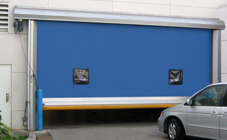 Heavy Duty Steel Structure Kecepatan tinggi PVC Roll Up Rapid Shutter Door 304 Bahan baja tahan karat untuk daya tahan dan isolasi